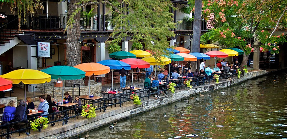 12 Best Restaurants on the San Antonio Riverwalk, TX